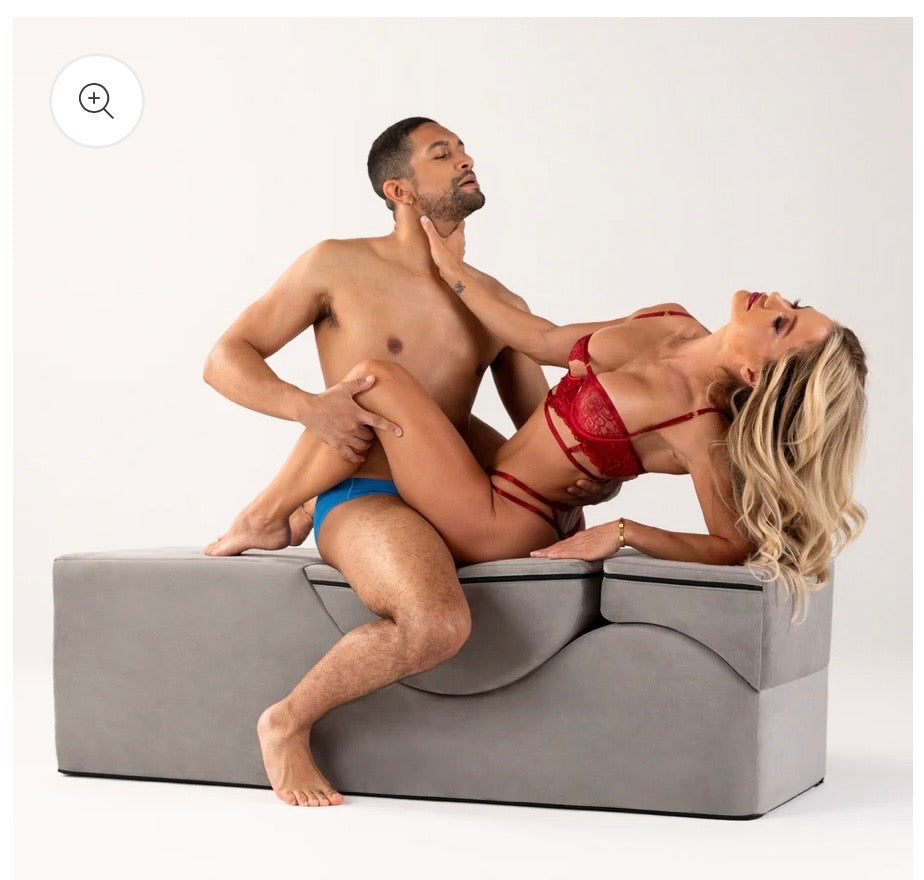Love Chaise